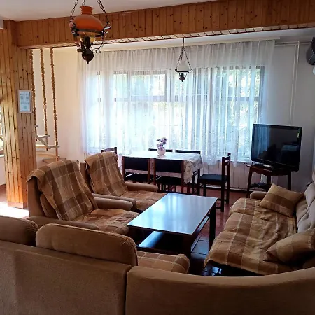 فيلة Galamb شيوفوك